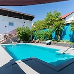 Apartament Pure Sky - With Pool