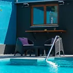 Pure Sky - With Pool