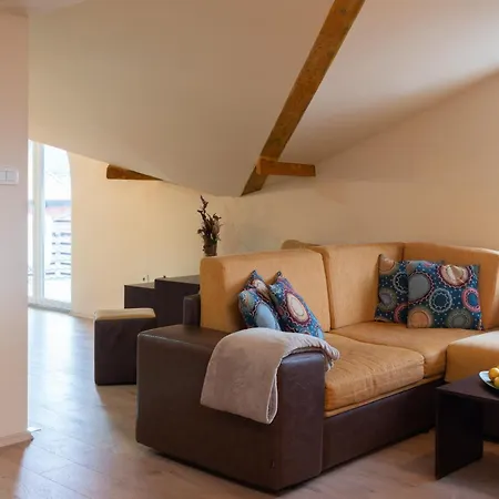 Pure Sky - With Pool *