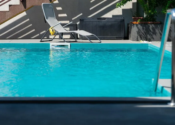 Pure Sky - With Pool 公寓 *