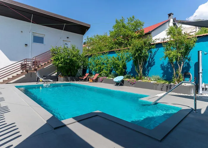 Pure Sky - With Pool 公寓 莫斯塔尔