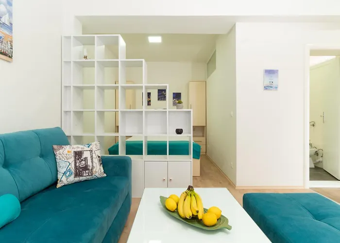 Pure Sky - With Pool * 莫斯塔尔