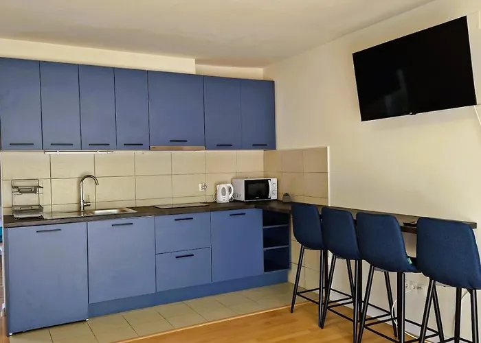 Pure Sky - With Pool 公寓